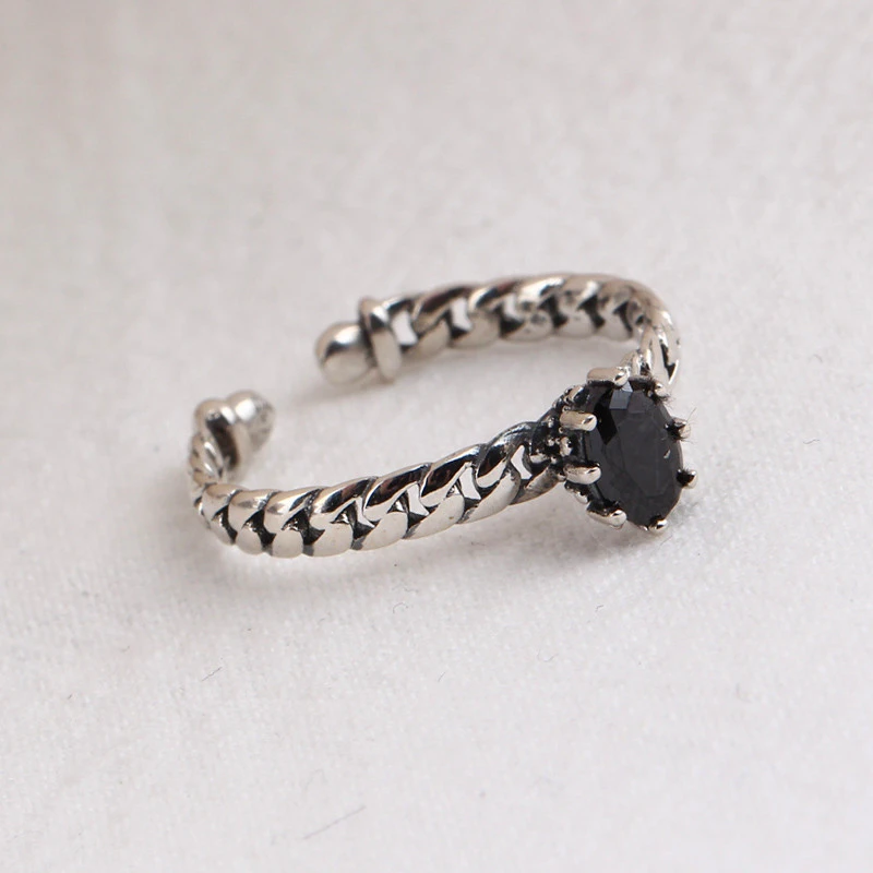 Ring Vintage Egg-shaped Black Zircon Ring Ring