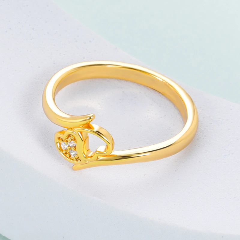 Simple Love Ring Ladies Heart-shaped Zircon Ring Engagement