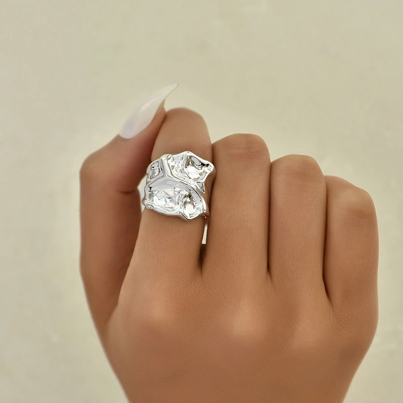 Popular Personality Women's Special-shaped Ring