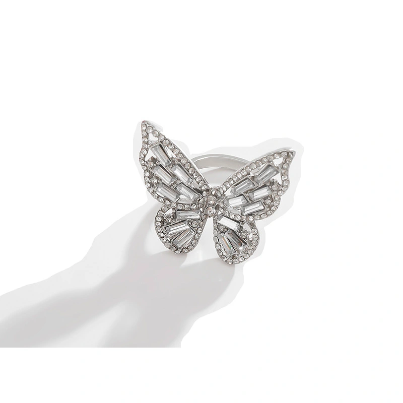 Diamond-studded Simple Temperament Jewelry