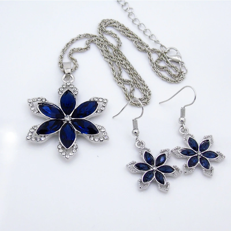 Six Petal Flower Personality Diamond Earrings Necklace Set