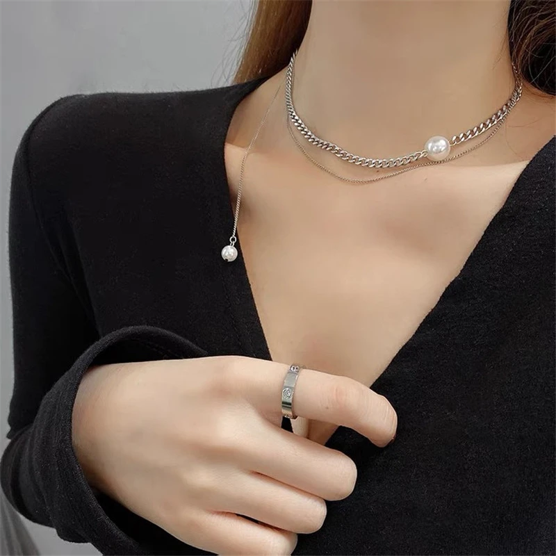 Titanium Steel Niche Design Simple Personality Clavicle Chain