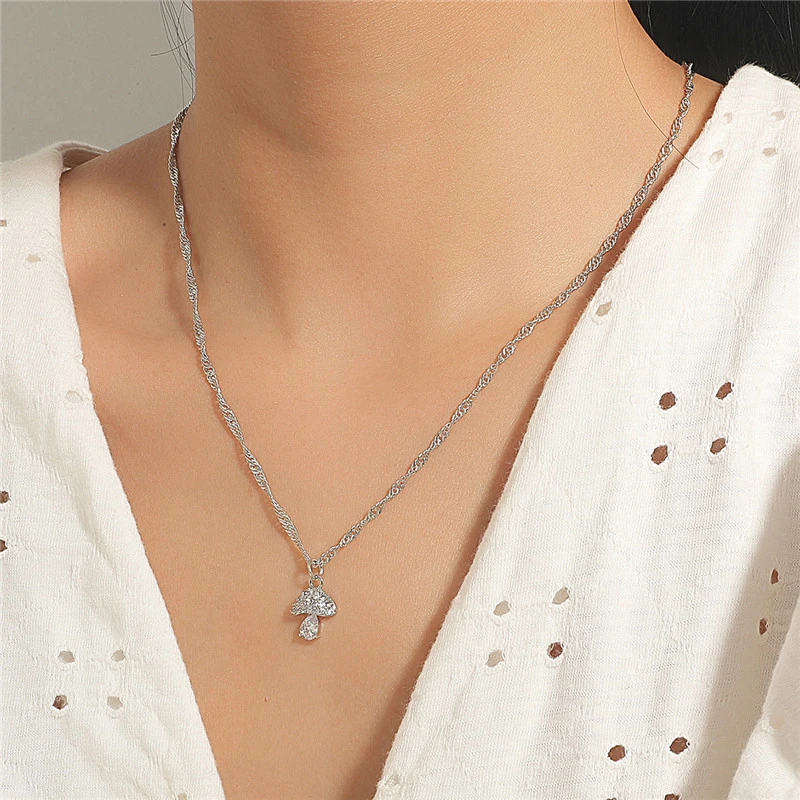 Metal Copper Mushroom Necklace Fashion Chain Clavicle Chain