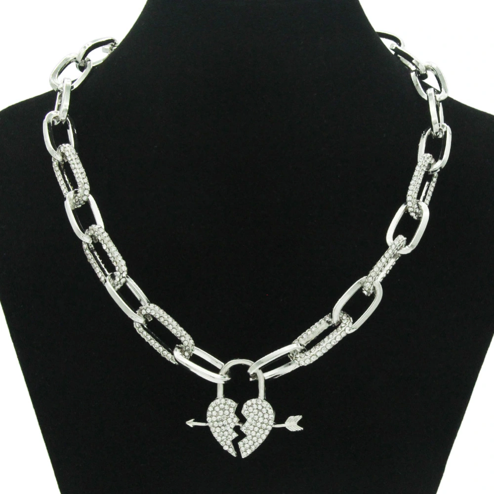 One Stone Through The Heart, Fashionable Sweater Decoration Pendant Clavicle Chain