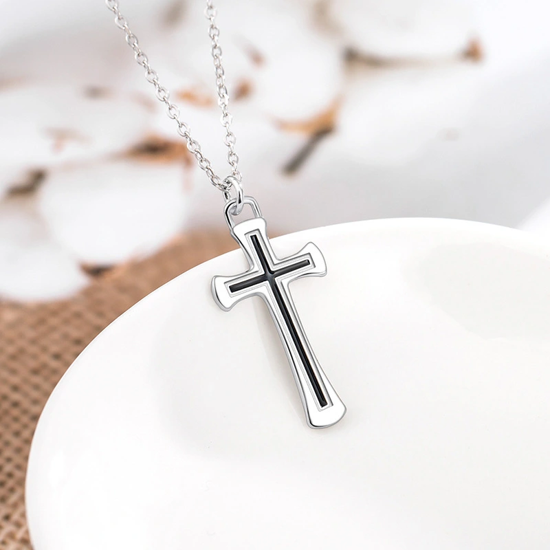 A Pair Of Simple Personality Jesus Pendant Clavicle Chain