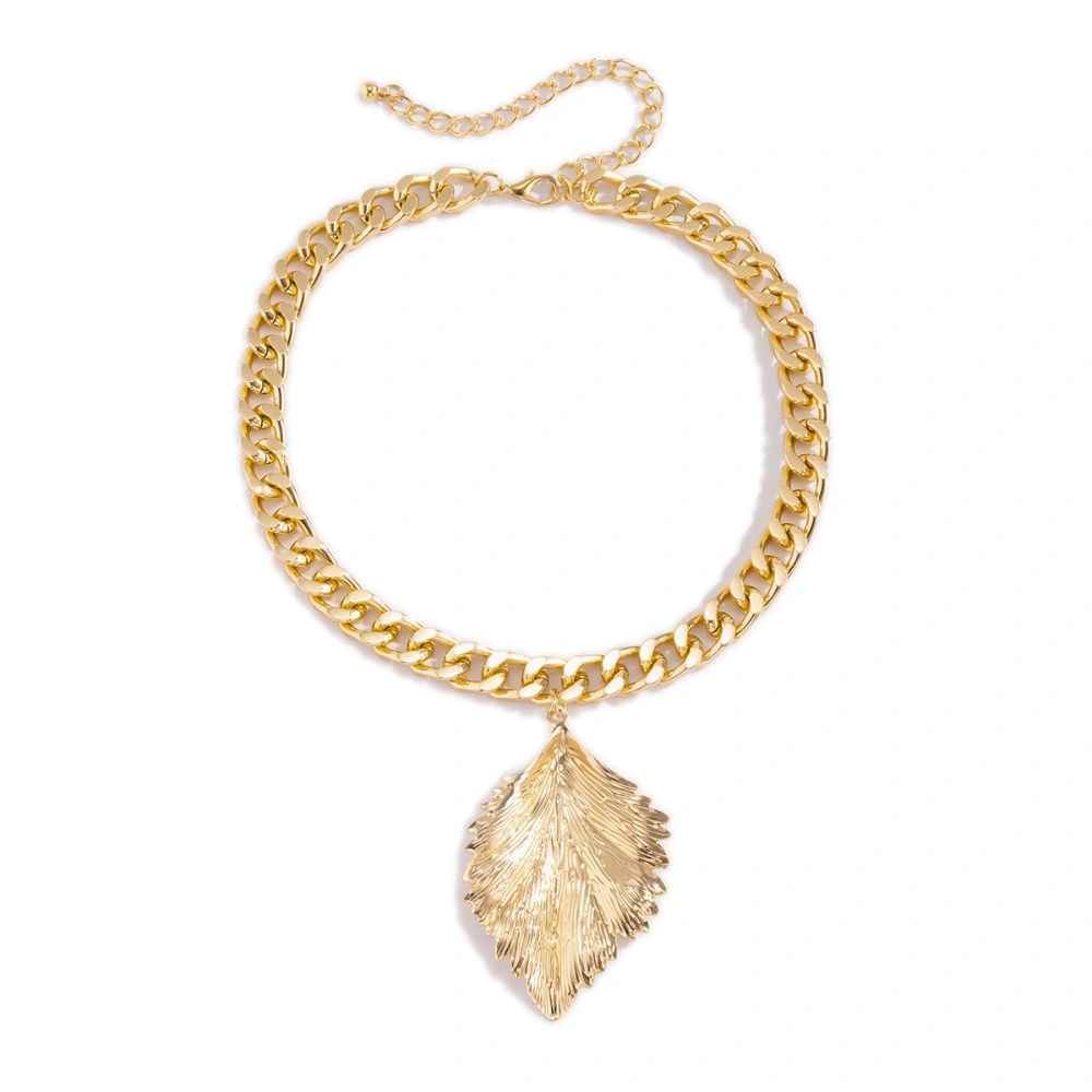 Individuality Exaggerated Large Leaf Pendant Necklace Women Simple Single-Layer Thick Chain Geometric Necklace