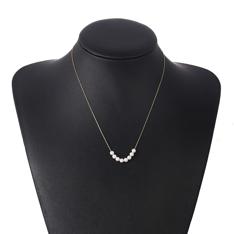 Small Pearl Necklace Women Short Clavicle Chain