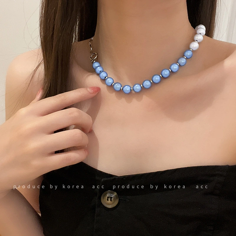 Blue And White Pearl Four-pointed Star Necklace