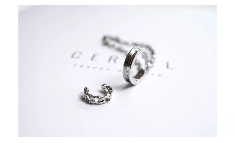 Two Piece Chain Ear Hook Ear Clip No Ear Hole New Cool Style Personalized Design High-end Earrings Fashion