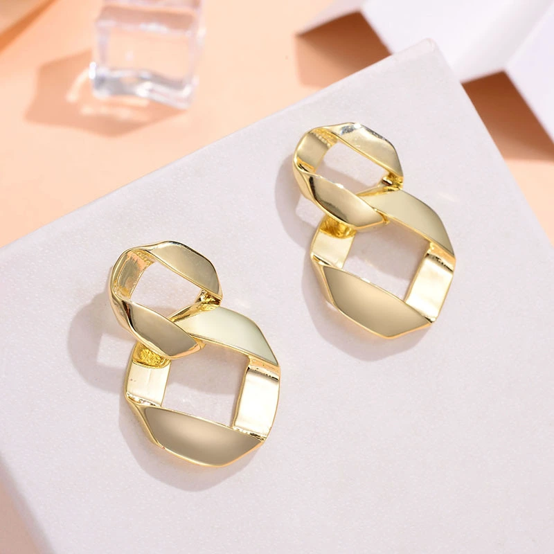 Creative Alloy Figure Eight Shape Smooth Earrings