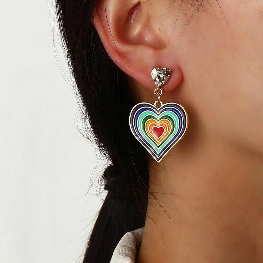 Retro Alloy Drop Nectarine Heart Girl Stud Earrings