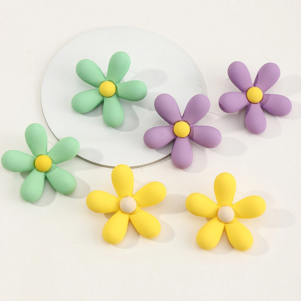 Sweet And Lovely Resin Flower Earrings