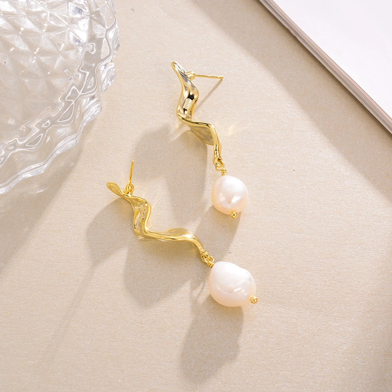 European And American Earrings, Pearl Fashionable And Simple Female Earrings