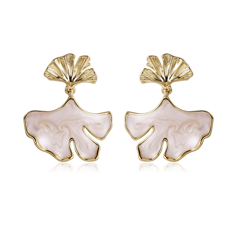 Golden Vintage Leaf Ginkgo Leaf Earrings