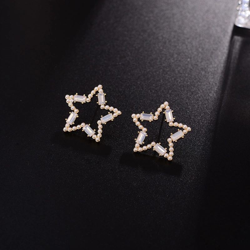 European And American Design Sense Fashion Five-pointed Star Earrings Earrings Simple
