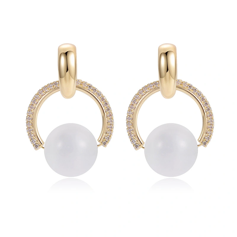 European And American Design Simple Pearl Fashion Earrings