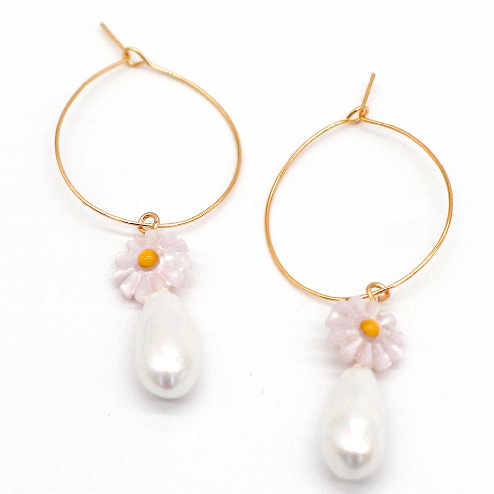 European And American Temperament Pearl Chrysanthemum Fashion Earrings