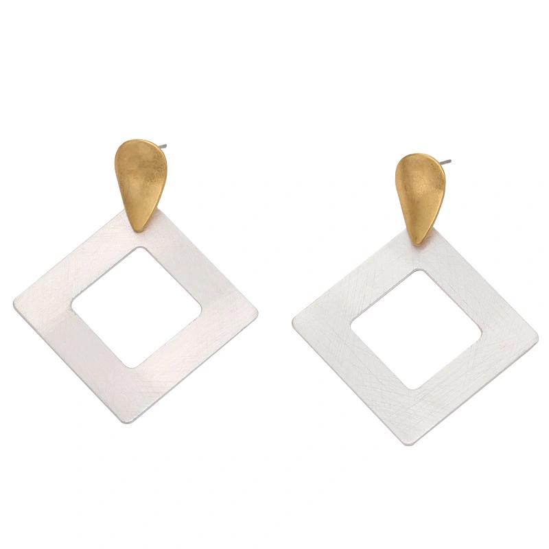 Fashion Trend Geometric Two-color Electroplating Retro Earrings