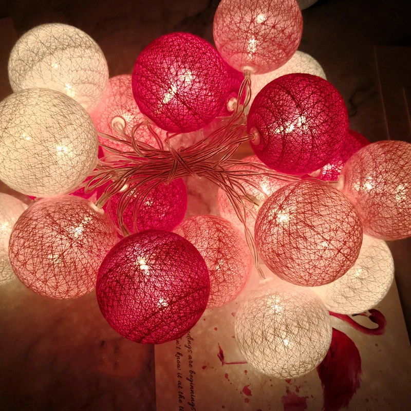 Net Red Girl Heart Lantern String Christmas Decoration Small Lantern