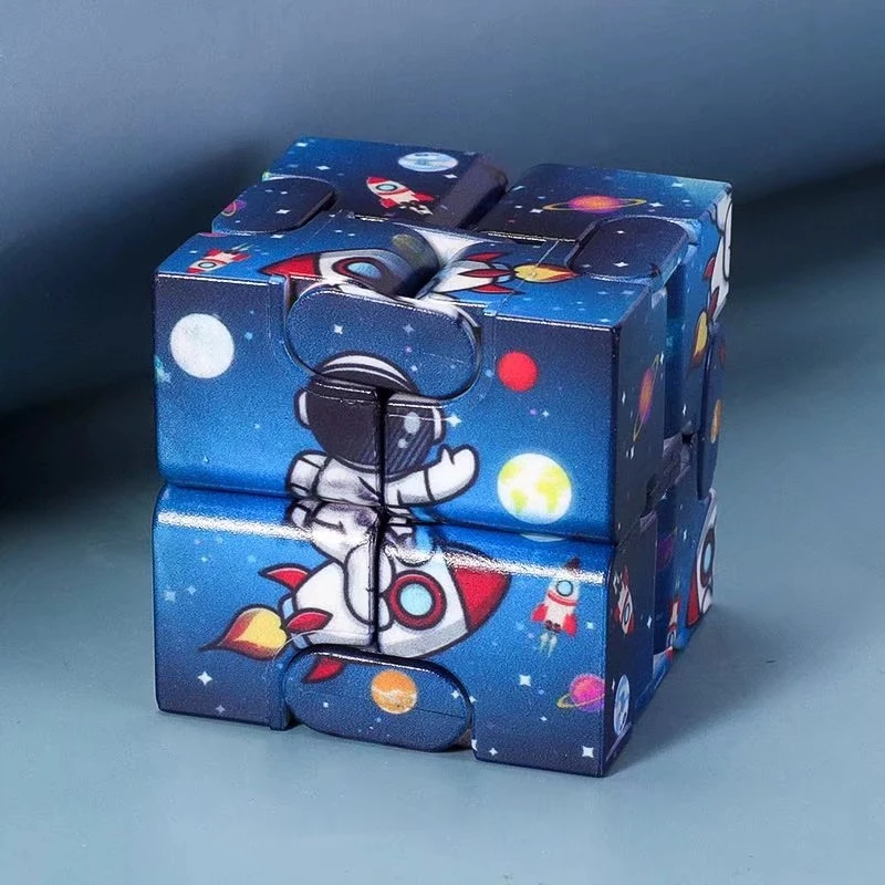 The New Astronaut Infinite Flip Cube Cross-border