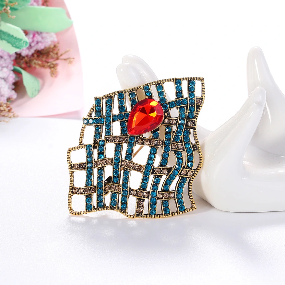 Retro Alloy Mesh Hollow Blue Diamond Corsage