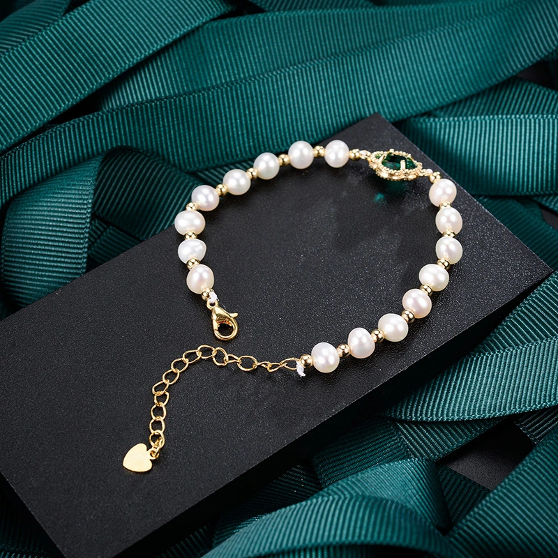 European And American Vintage Classic Metal Pearl Bracelet