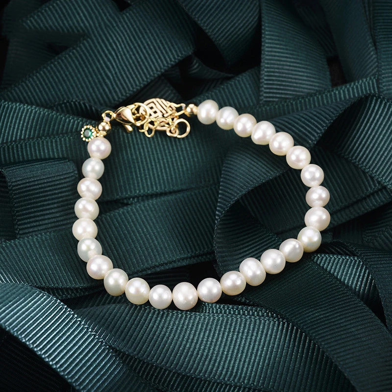 European And American Vintage Classic Metal Pearl Bracelet