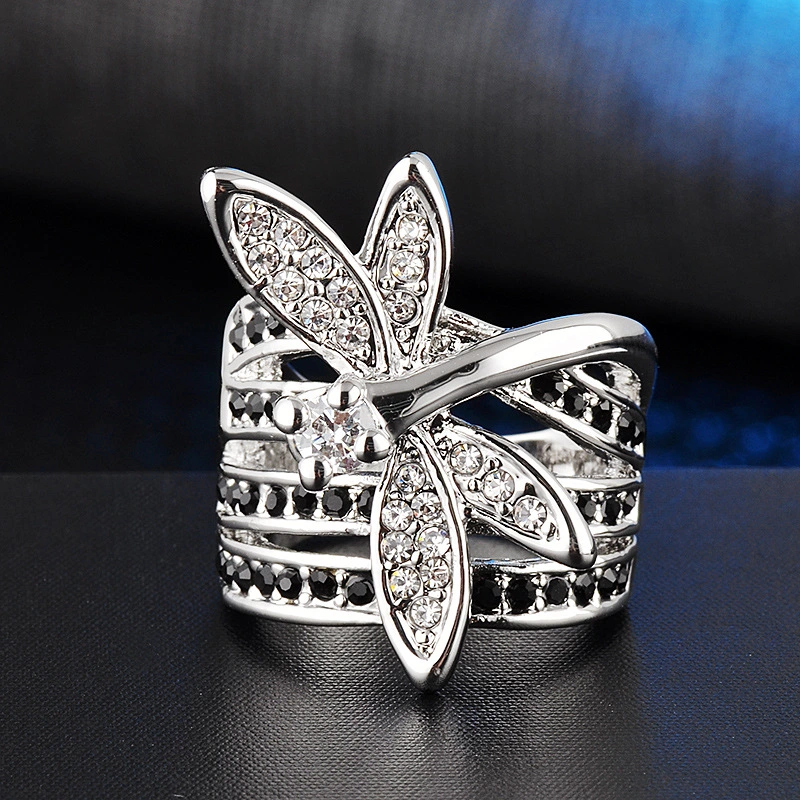 European And American Fashion Personality Diamond Dragonfly Ring Ring Couple Jewelry