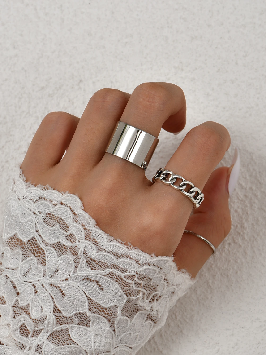 Simple And Fashionable Solid Color Metal Irregular Ring