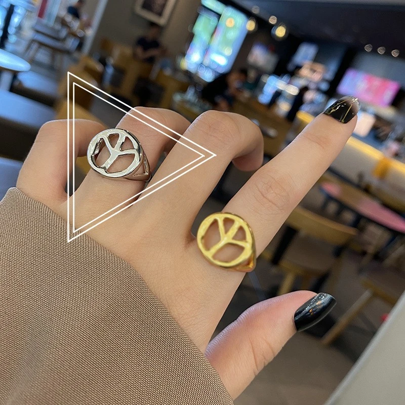 Fashion Girl Ring Heteromorphic Peace Ring