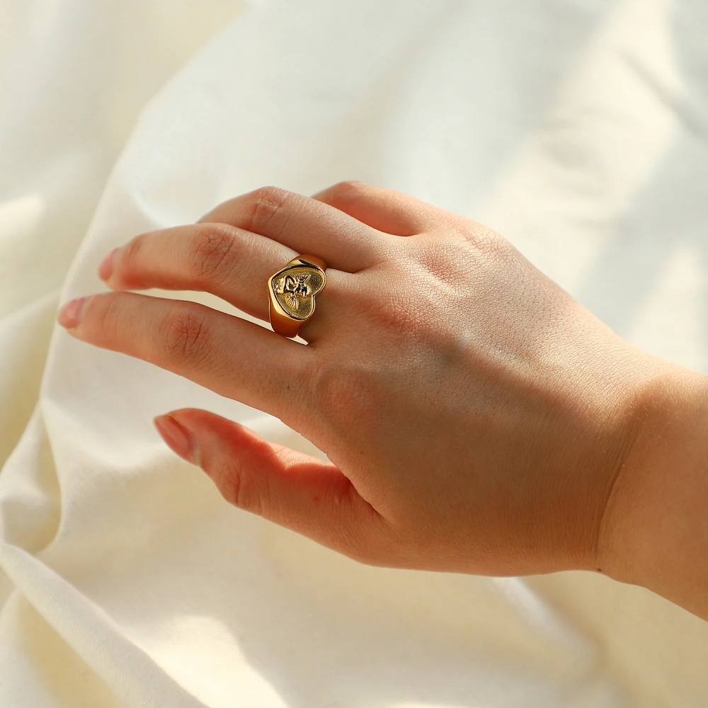 Exquisite Round Angel Ring