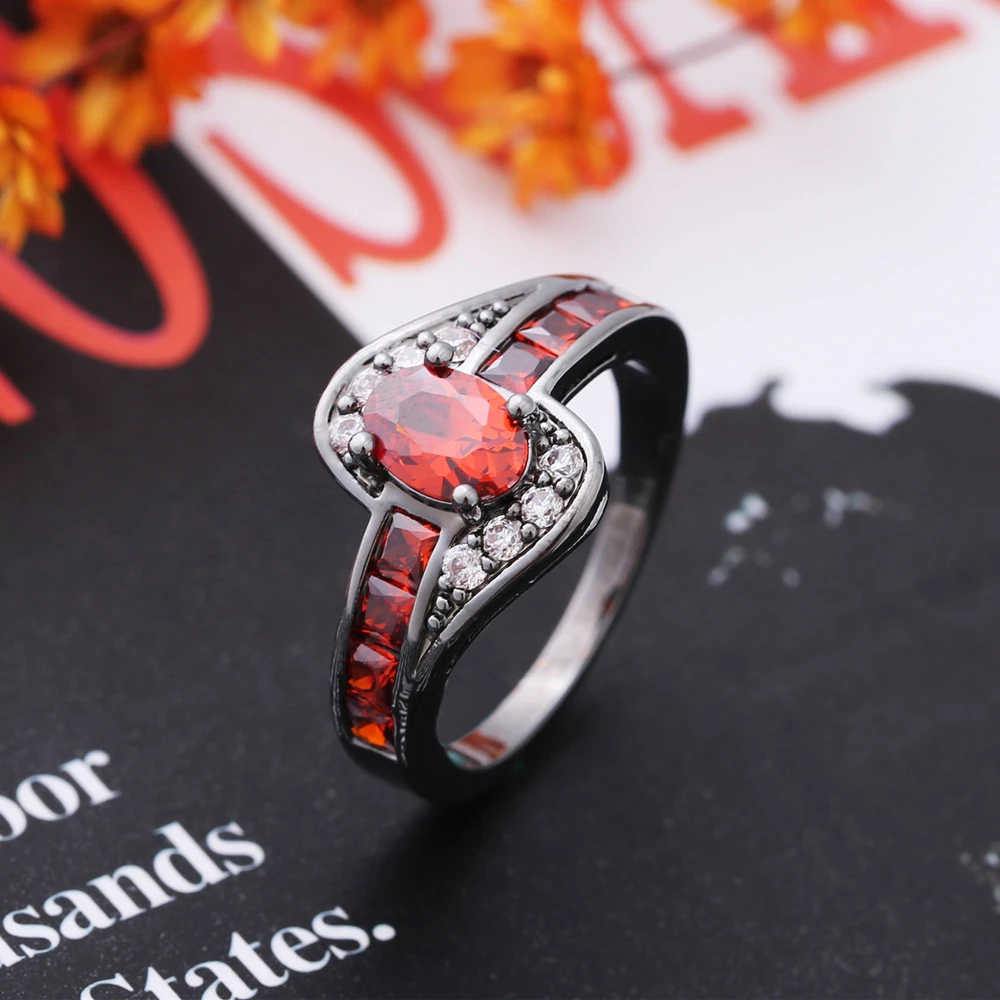 Fashion Black Gold Zircon Inlaid Gemstone Ladies Ring Wholesale