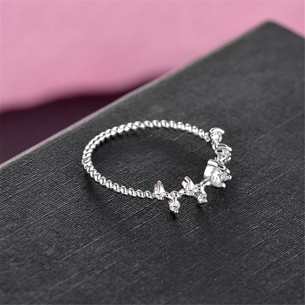 Korean Version Of The Same Simple Fancy Twisted Zircon Ring