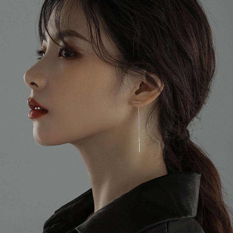 Female Long Box Chain With One-word Ear Line