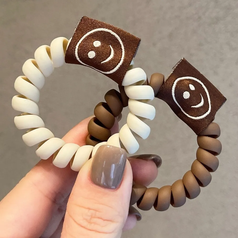 The New Milk Tea Color Frosted Matte Hair Circle Smiley Face Hair Rope Girl Tie Hair Holster