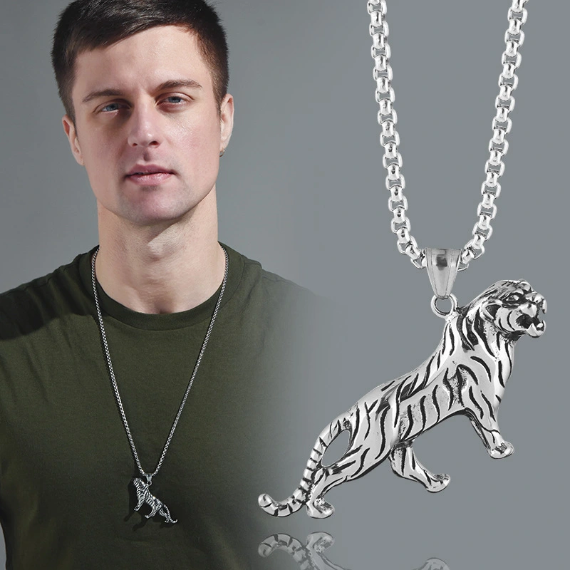 Domineering Tiger Pendant Titanium Steel Men's Necklace