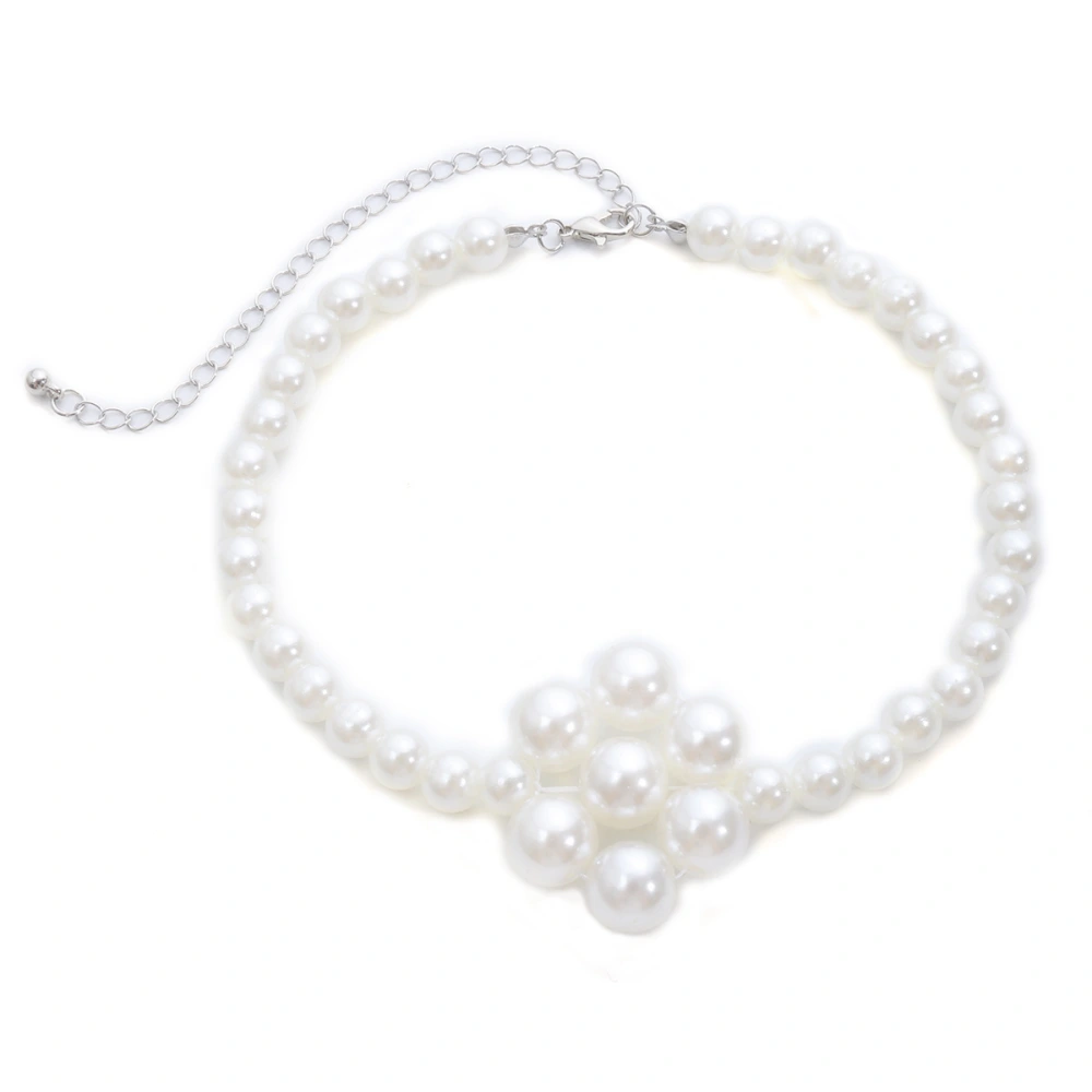 Simple Handmade Geometric Flower Imitation Pearl Necklace