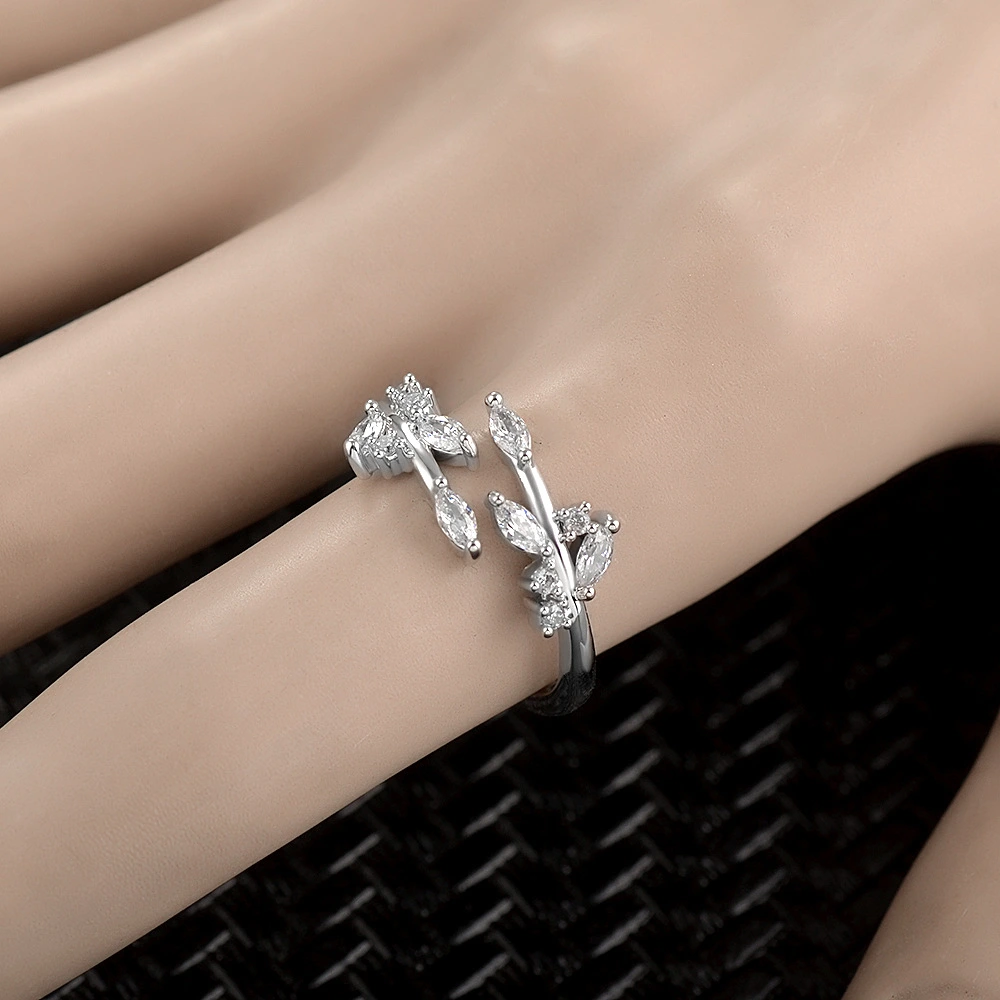 Japanese And Korean Fashion Elegant Leaf Zircon Ring