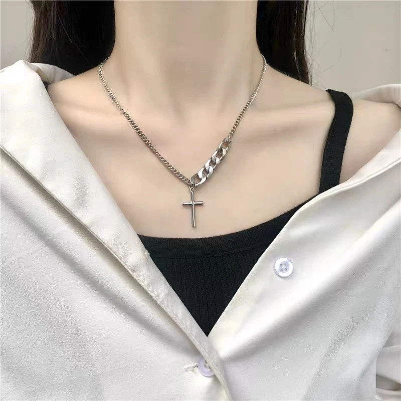 Asymmetrical Titanium Steel Chain Personality Clavicle Chain