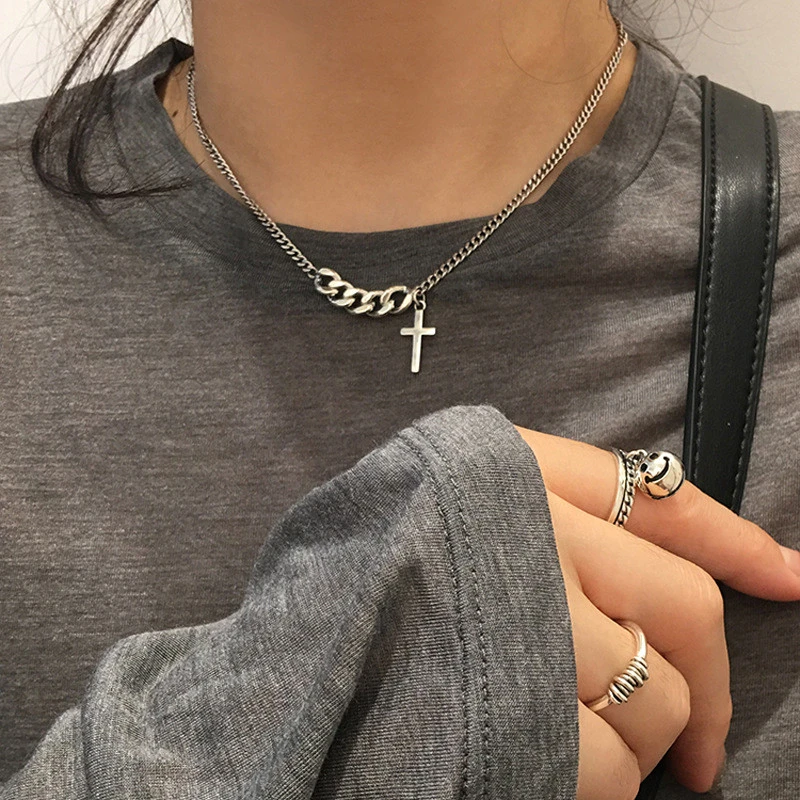 Asymmetrical Titanium Steel Chain Personality Clavicle Chain