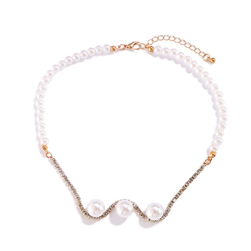 Three Pearl Necklace Female Niche Design Clavicle Chain