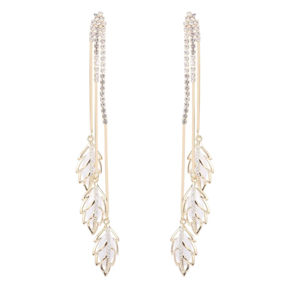 Temperament And Atmosphere Long Earrings Female New Style