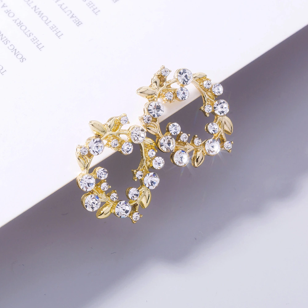 Golden Geometric Diamond Pearl Irregular Round