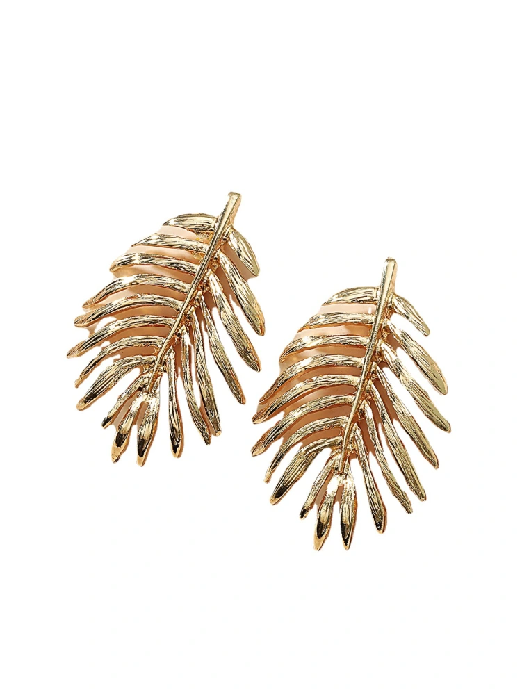 Retro Temperament Metal Leaf Shape Earrings