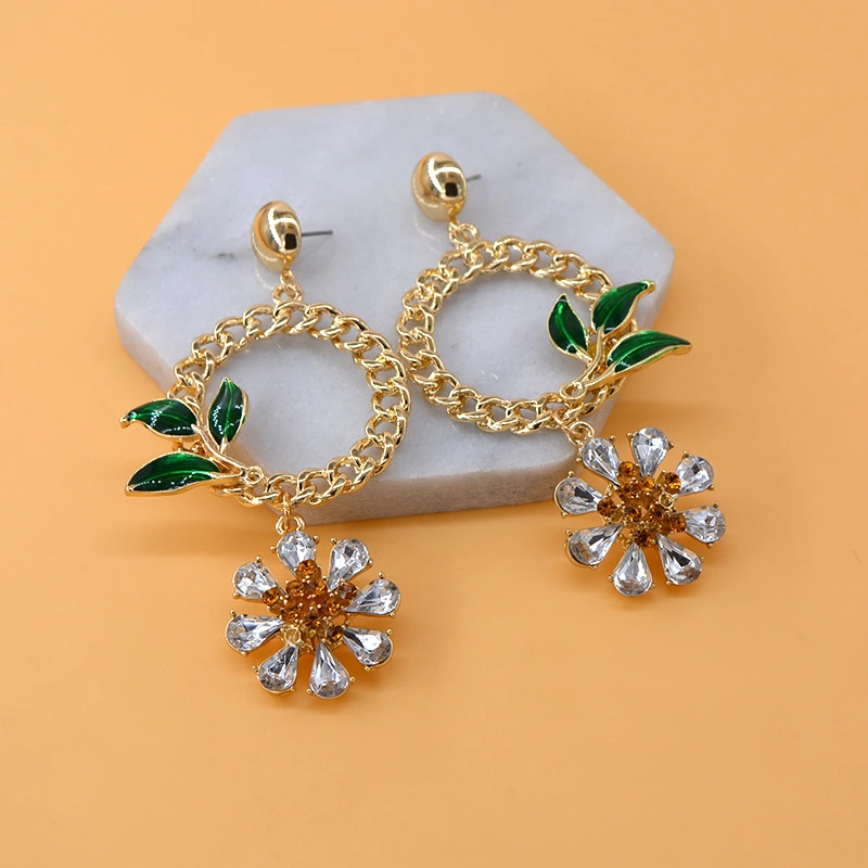 Crystal Flower Exaggerated Atmosphere Earrings