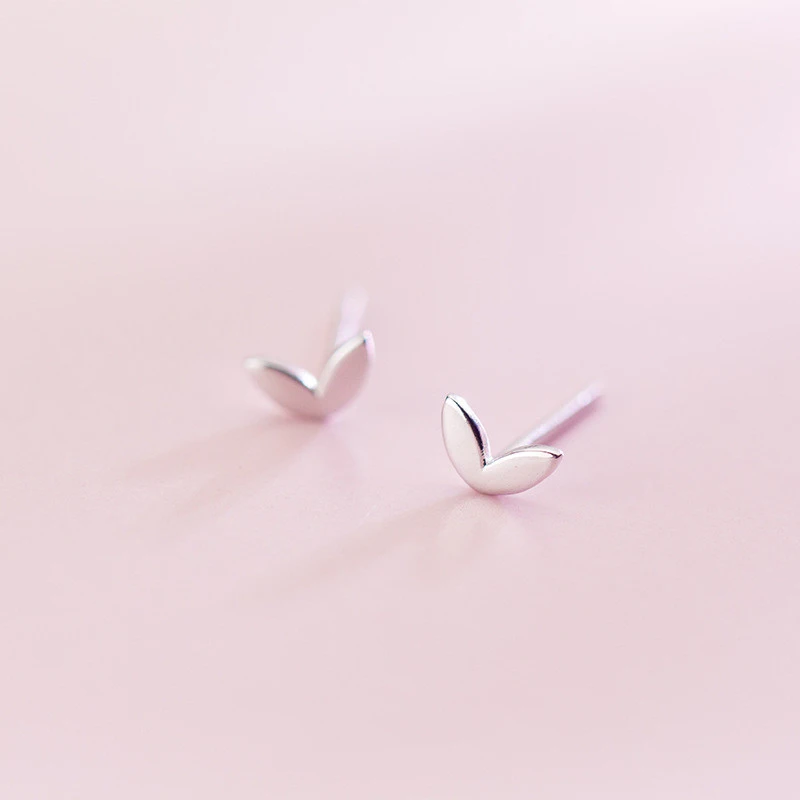 S925 Silver Simple Love Earrings