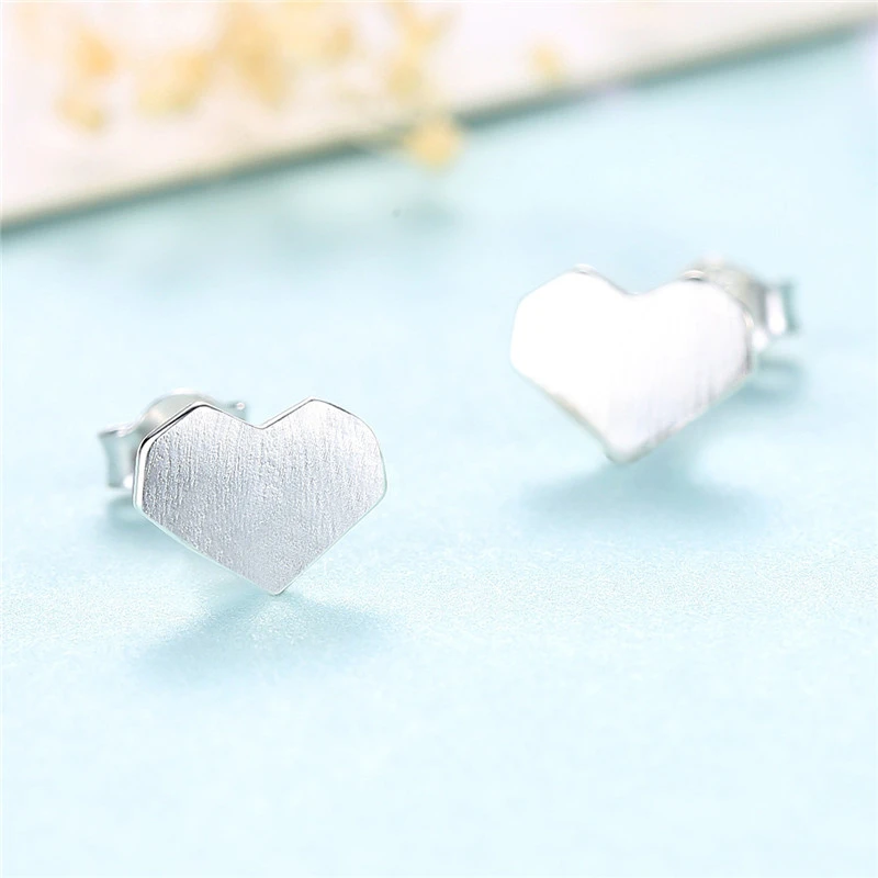 S925 White Stud Earrings Simple And Fashionable