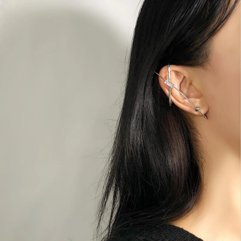 Personalized Fashion Lightning Horse Eye Earring Earrings