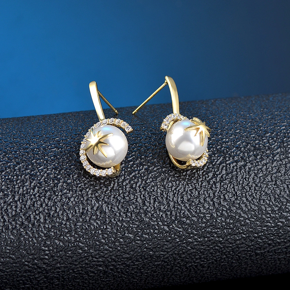 Temperament Pearl Earrings Female Creative Star Zircon Ear Jewelry