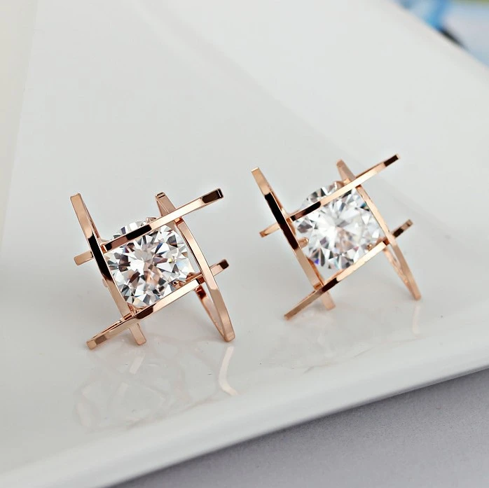 Korean Fashion Hollow Earrings Zircon Three-dimensional Triangle